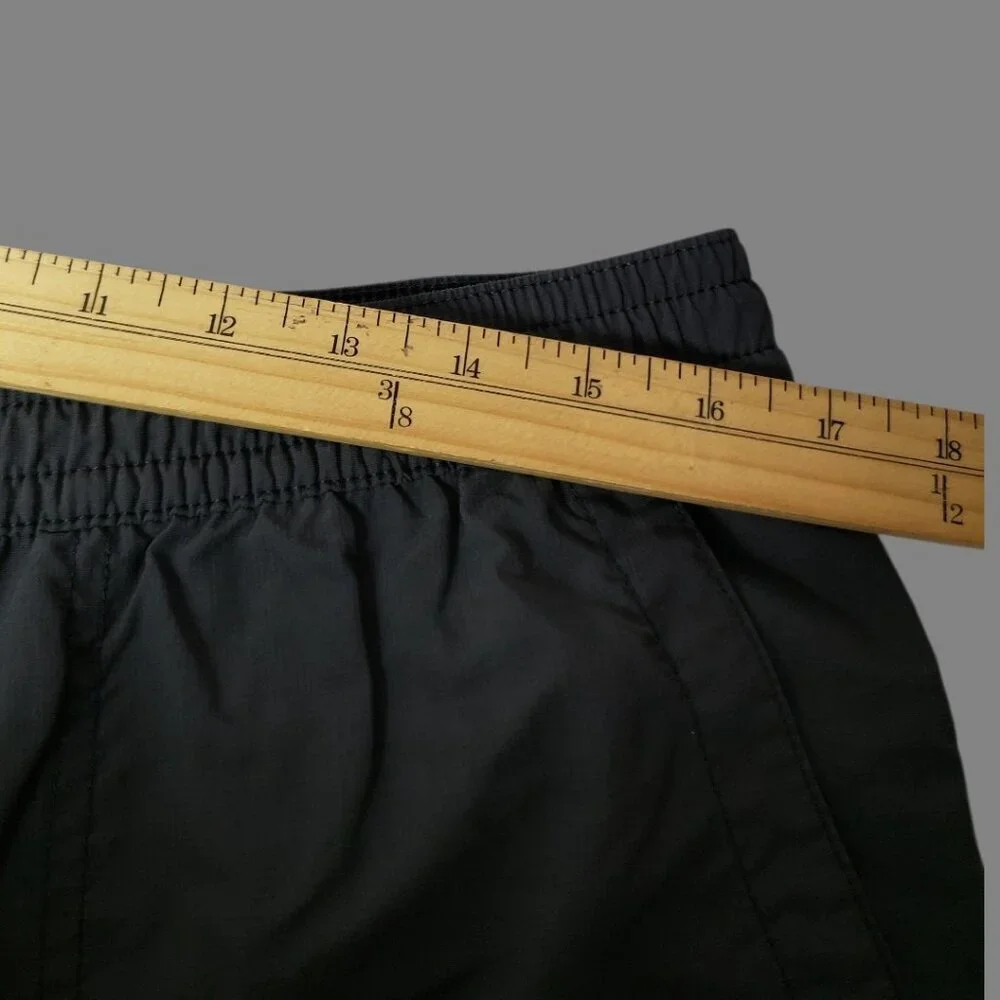 The North Face Mens Nylon Lightweight Shorts Black Large